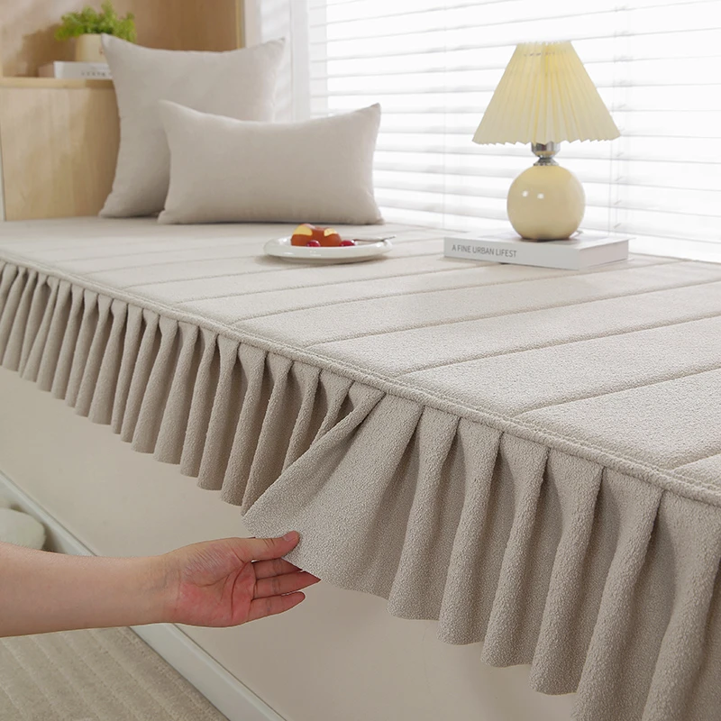 网红泰迪绒飘窗垫窗台垫2025新款海绵坐垫阳台垫四季通用松弛感