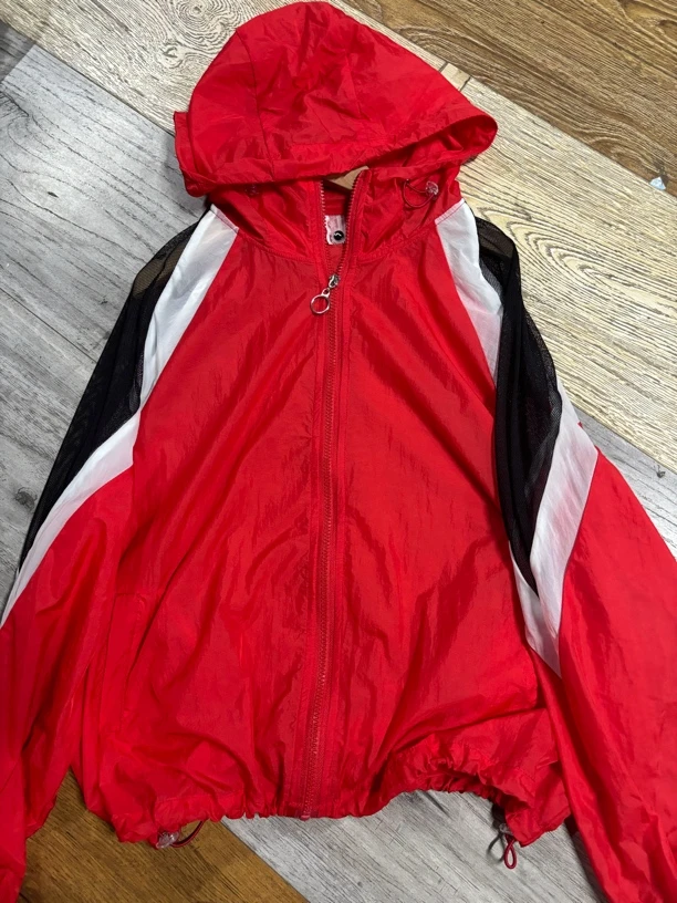 红色连帽蕾丝袖外套661