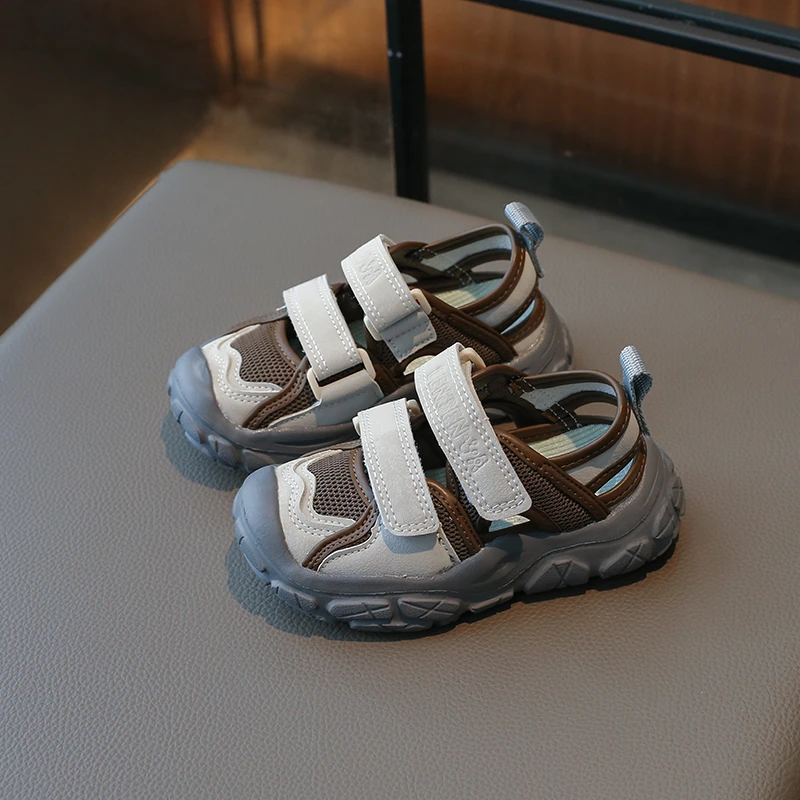 ABC男童凉鞋夏2024新款包头镂空运动网鞋软底儿童外穿沙滩鞋小童