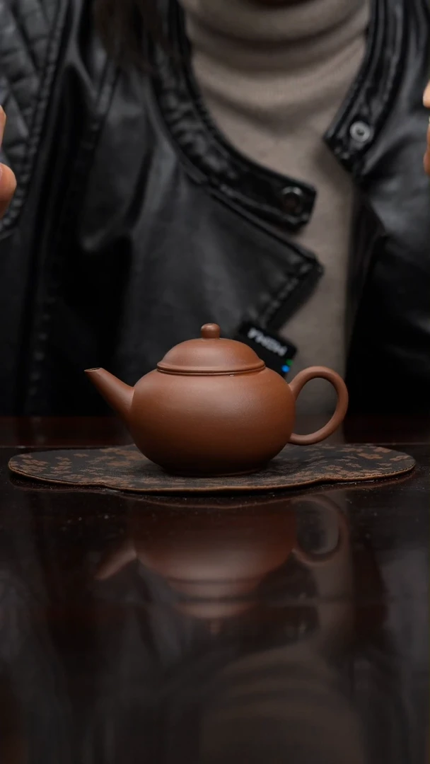 【闪购商品】紫泥茶壶水平