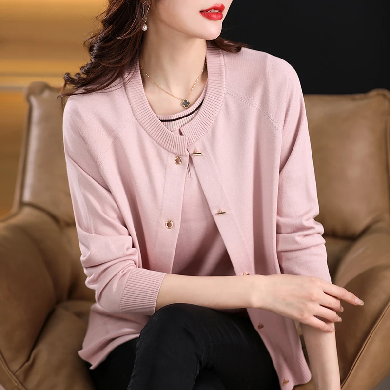 妈妈春装两件套小衫中年女针织衫上衣中老年女春秋季外套开衫时尚