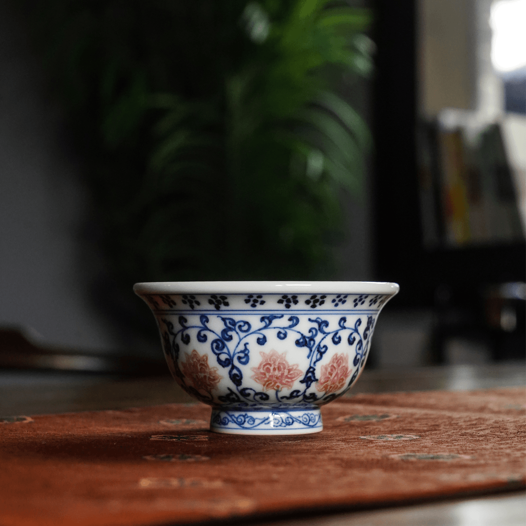 亦然堂 青花缠枝莲釉里红压手杯 家用主人杯纯手工生活手绘陶瓷