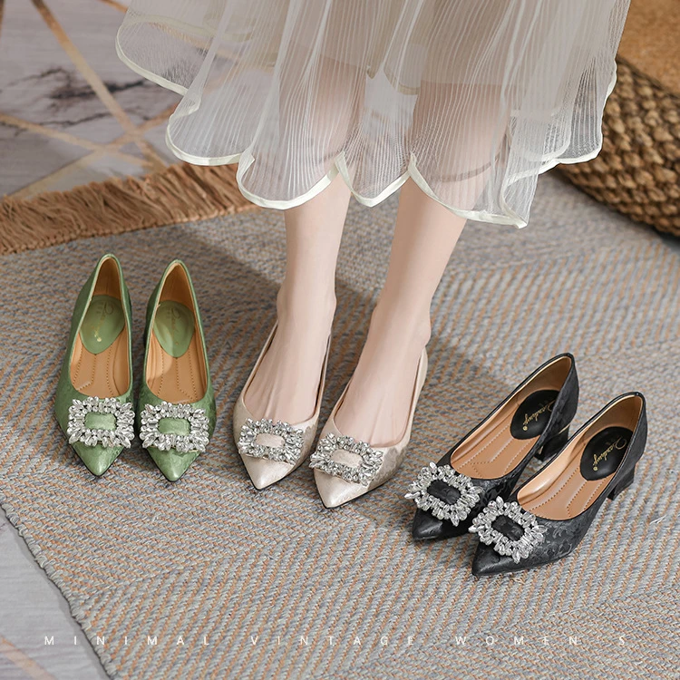 2024新款新中式水钻方扣粗跟浅口百搭气质中跟软底不累脚单鞋女