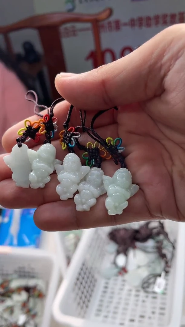 【闪购商品】翡翠颈饰未镶嵌天使(多样性发一,挑货头发)