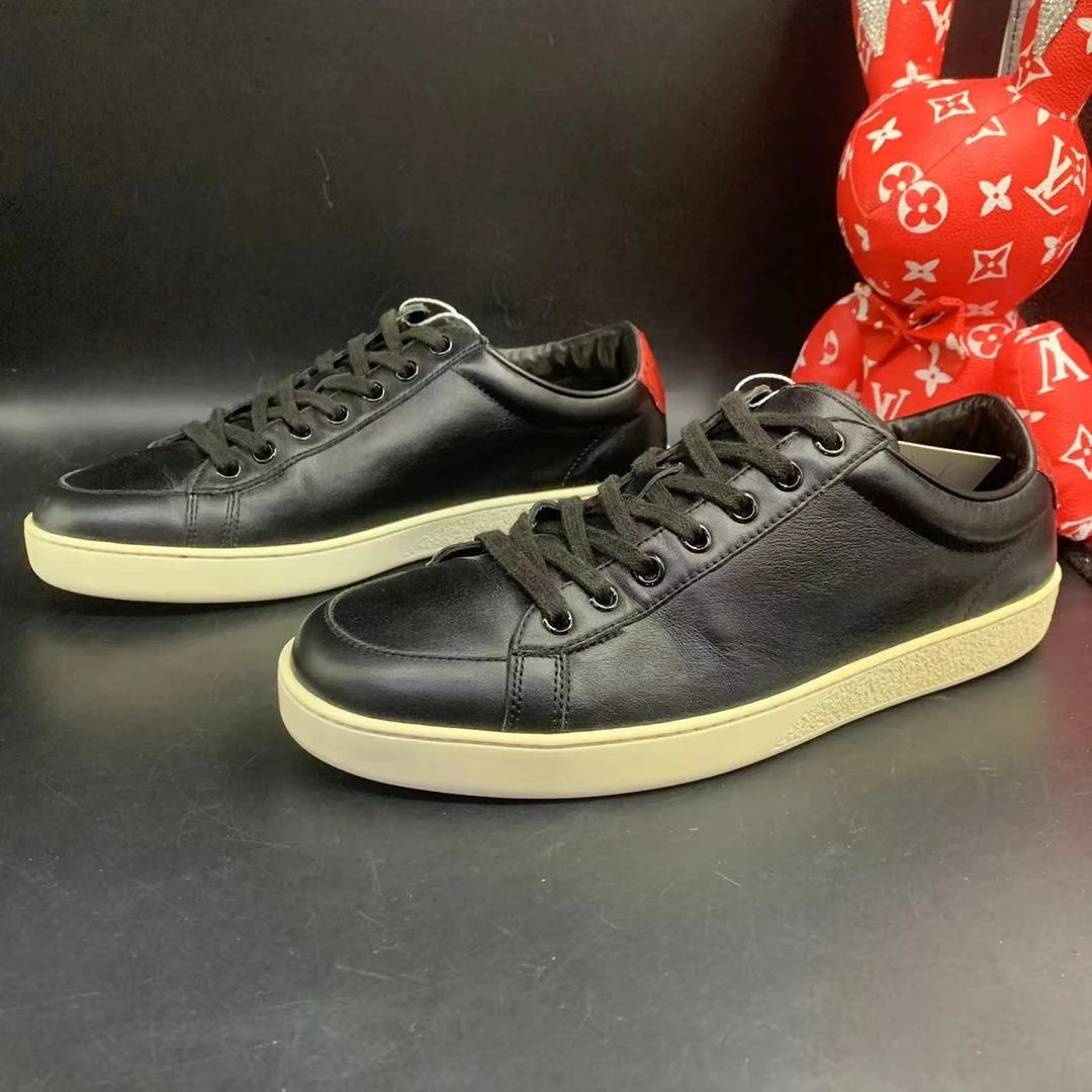 【聚星福利】GUCCI/古驰95新男休闲舒适黑色白底板鞋41欧码