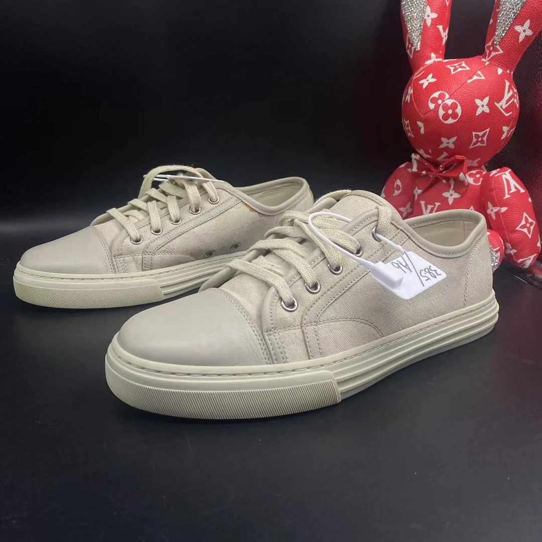 【聚星福利】古驰/Gucci 二手男休闲时尚米白色贝壳头板鞋41欧码ao