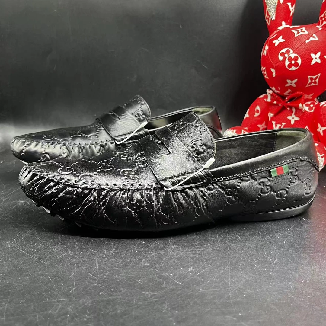 【聚星甄选】GUCCI/古驰 黑色时尚百搭双G满印豆豆鞋42码ddm797