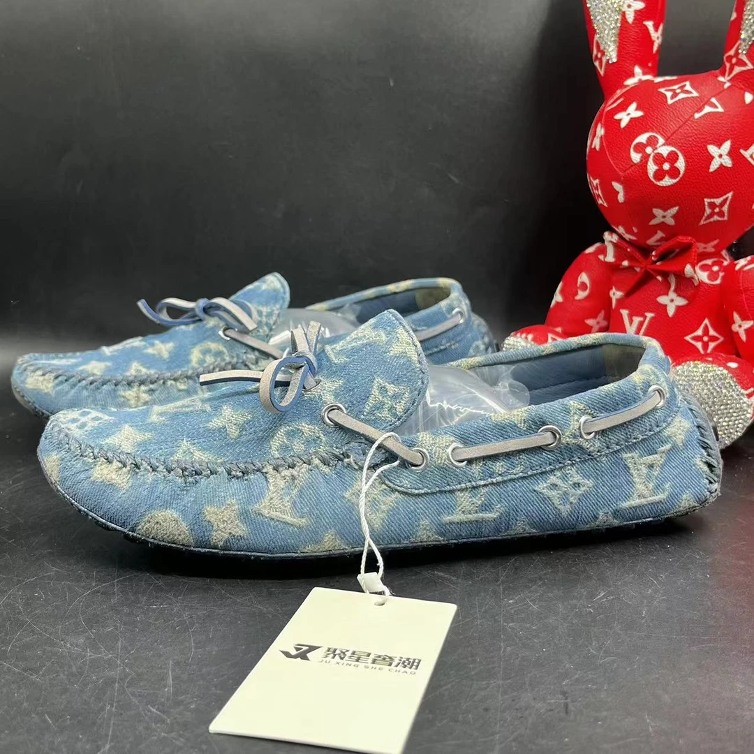 【聚星甄选】LouisVuitton/路易威登 男士蓝色牛仔豆豆鞋40码ddm546