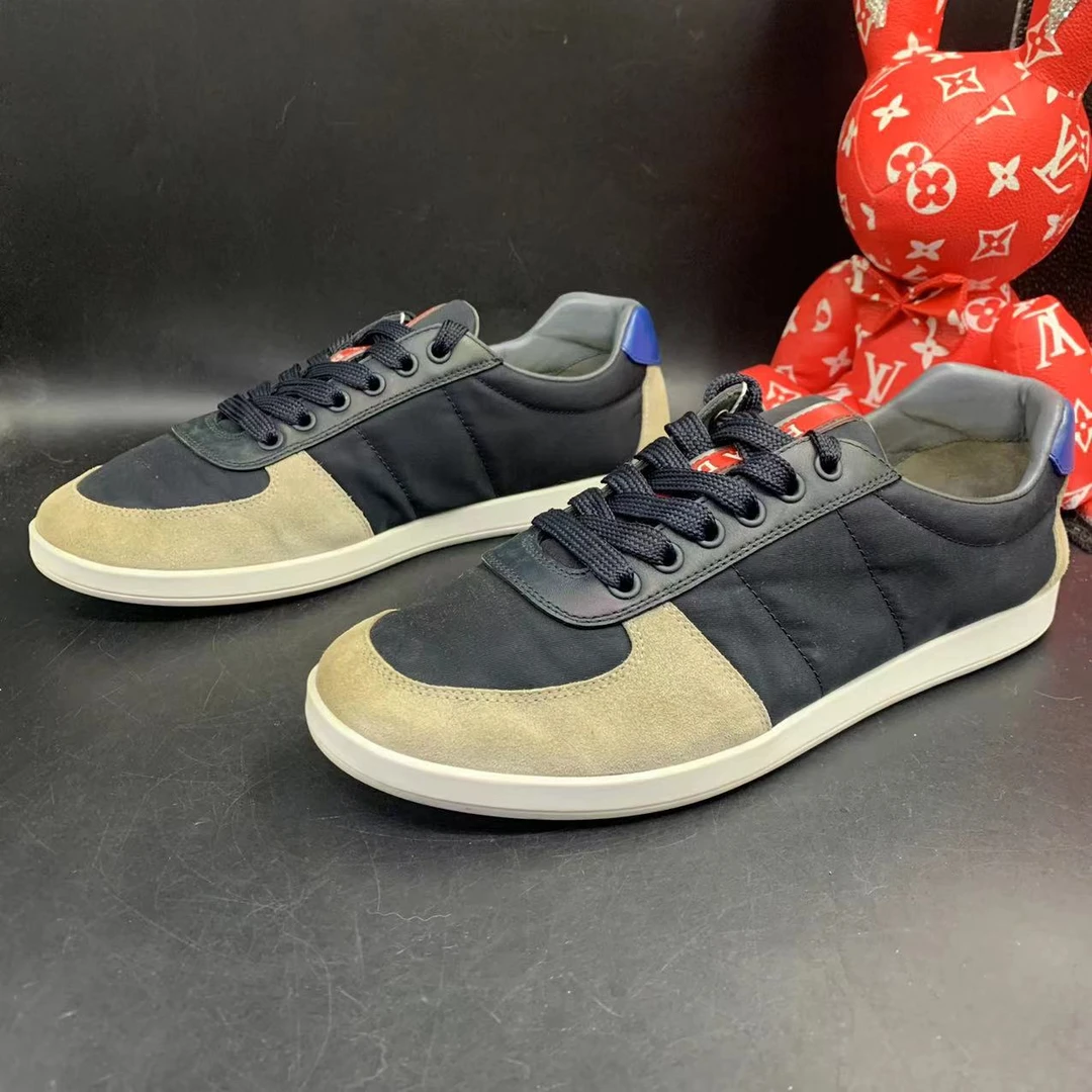 【聚星福利】Prada/普拉达男士舒适黄黑麂皮拼接板鞋40.5欧码ddm839