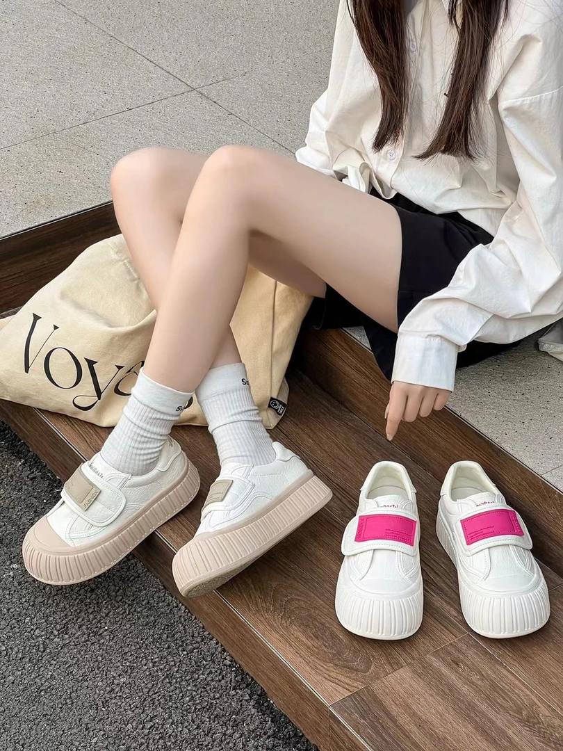 圆头百搭增高魔术贴厚底小白鞋女2024新款春季学生复古低帮板鞋子