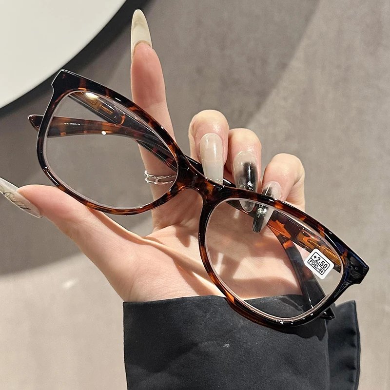 超轻时尚洋气小框老花镜便携高清树脂防蓝光玳瑁耐磨百搭个性女款