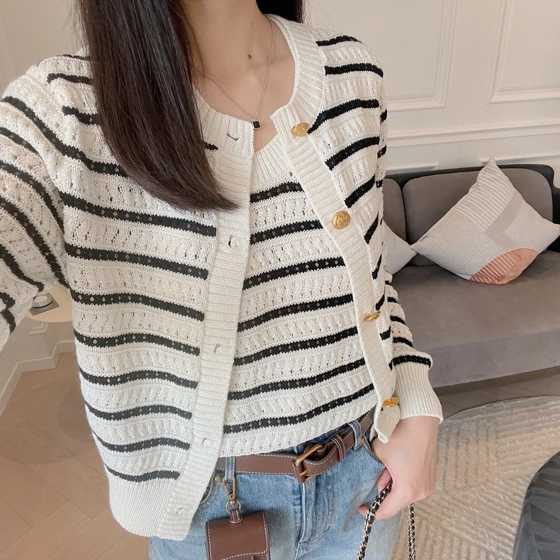 佩佩推荐 春秋针织衫毛衣小香风气质短款洋气条纹百搭 A1294