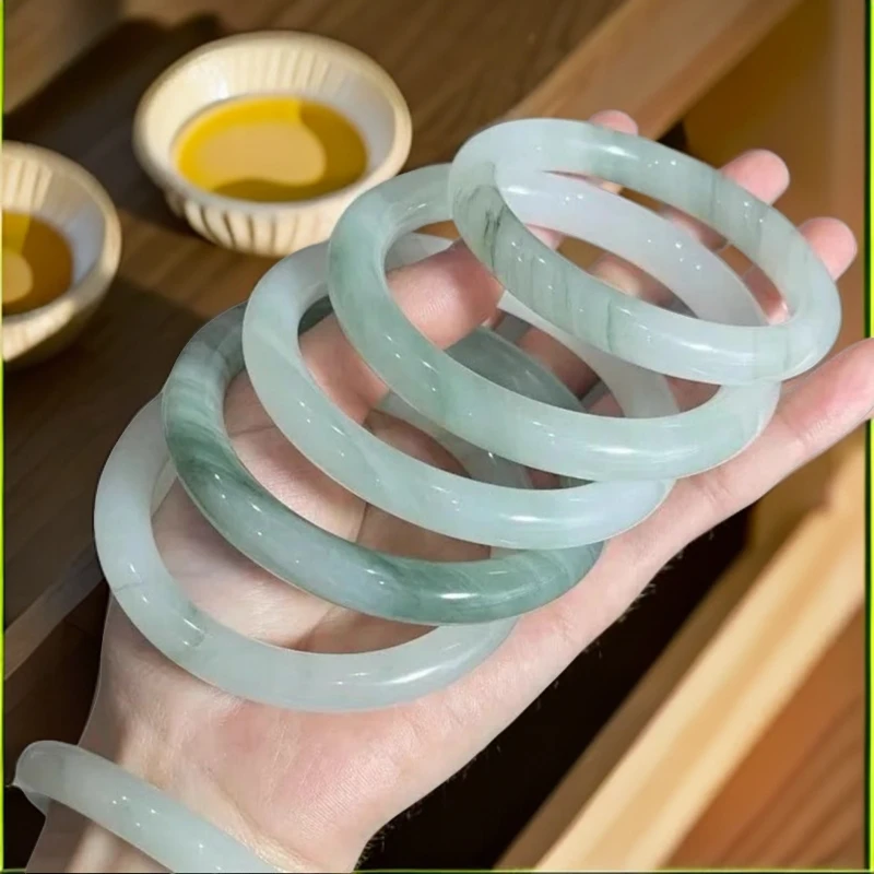 天山翠多样性手镯：579