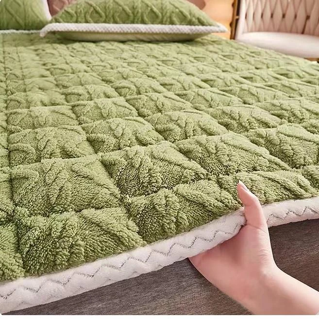 【保暖牛奶绒垫】提花垫褥子可水洗加厚保暖防滑垫褥软垫毛毯床垫