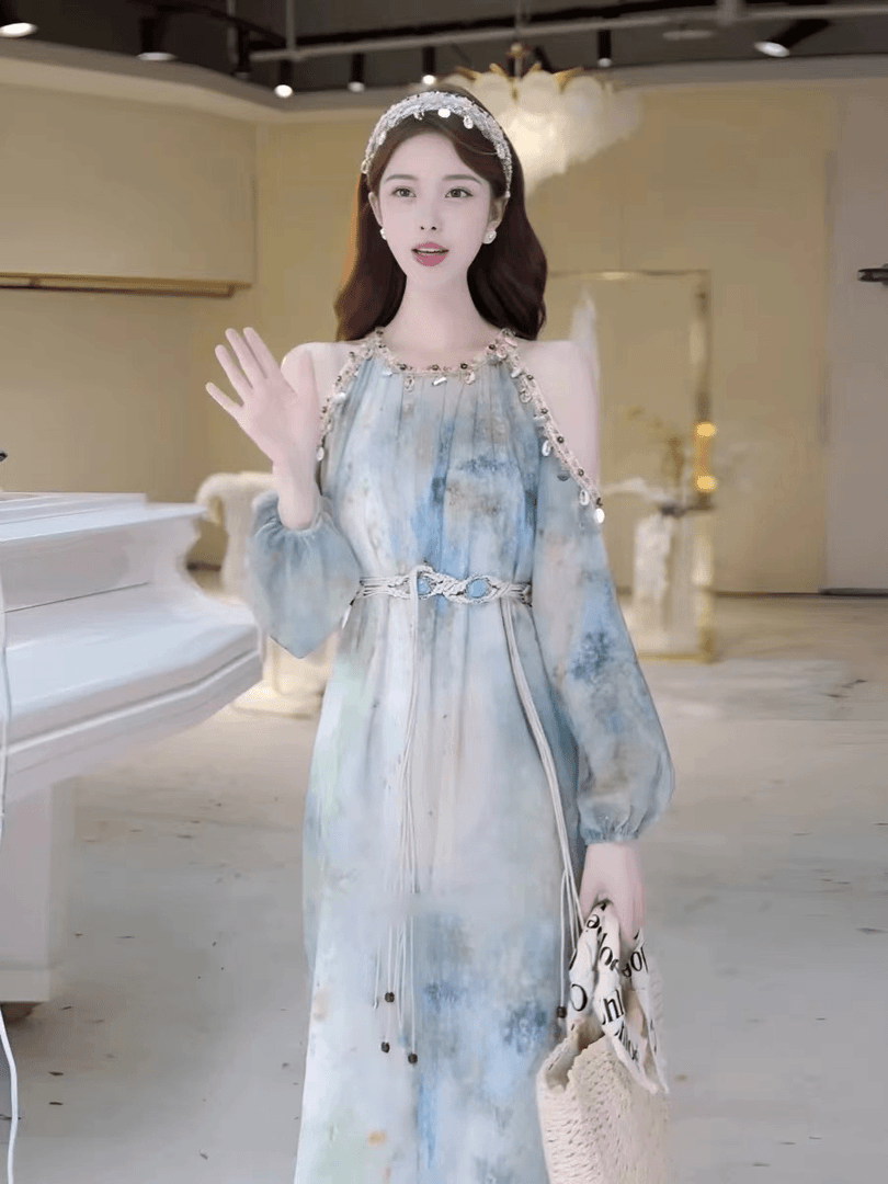 【TY】法式挂脖露肩长袖连衣裙女收腰显瘦长裙夏季轻奢绝美连衣裙