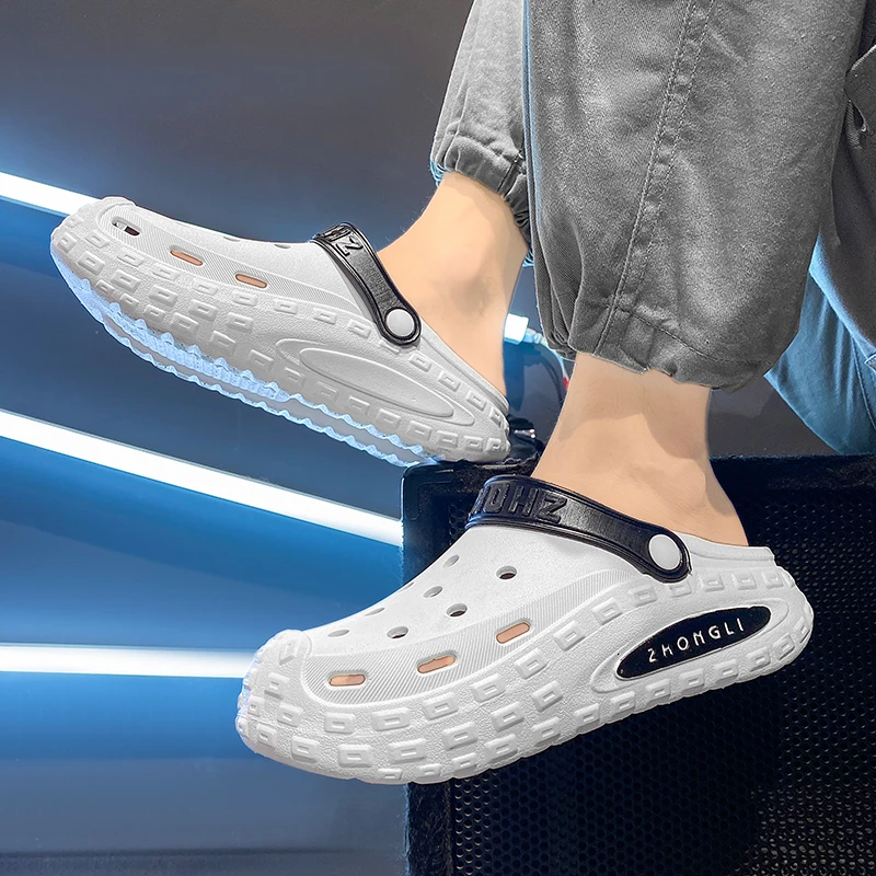 新款凉鞋洞洞鞋女夏季防滑耐磨包头透气沙滩鞋大码医生护士拖鞋女