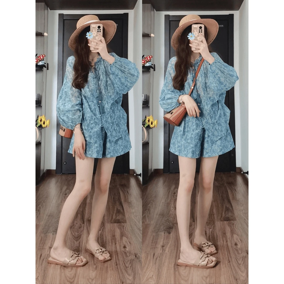 乖朵2024今年流行碎花衬衫女设计感小众上衣宽松洋气独特别致套装