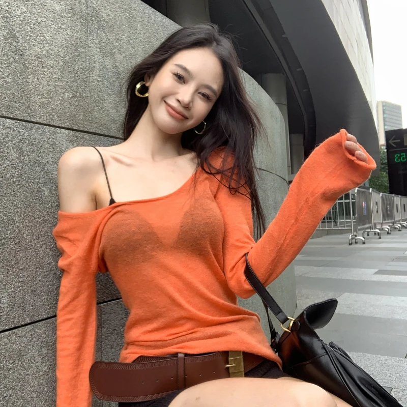 秋季露肩性感马海毛毛针织衫慵懒风2024年新款斜肩上衣