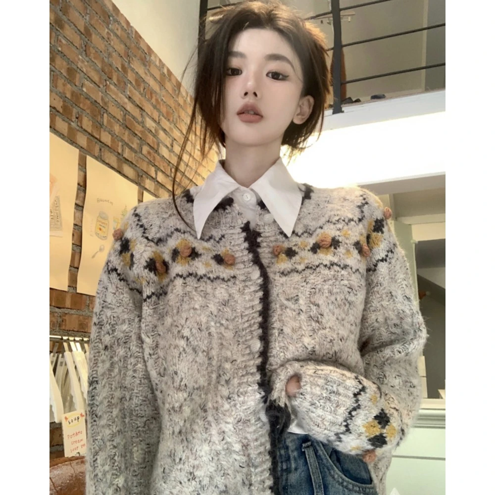 高级感刺绣重工慵懒风软糯撞色开衫针织毛衣外套女秋冬小众上衣