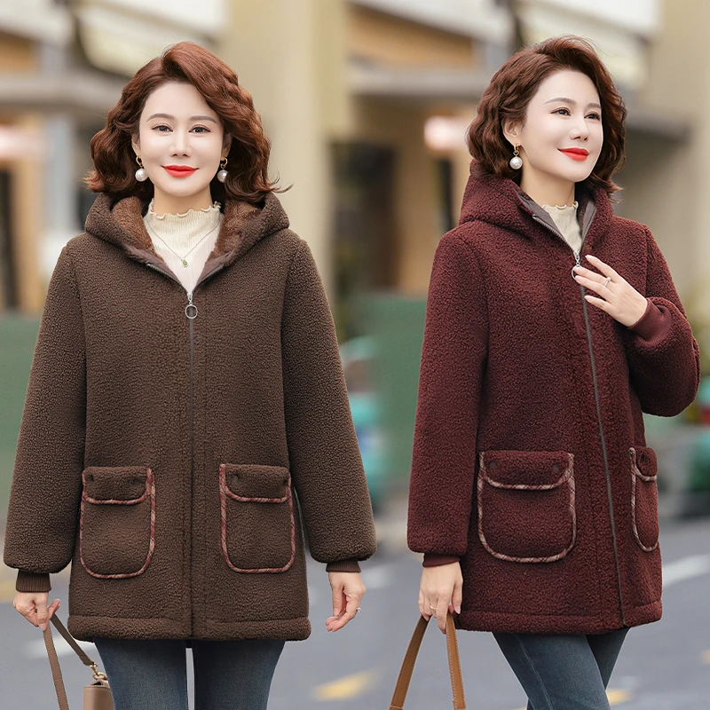 冬季新款连帽加绒加厚保暖中老年女装外套休闲百搭妈妈上衣