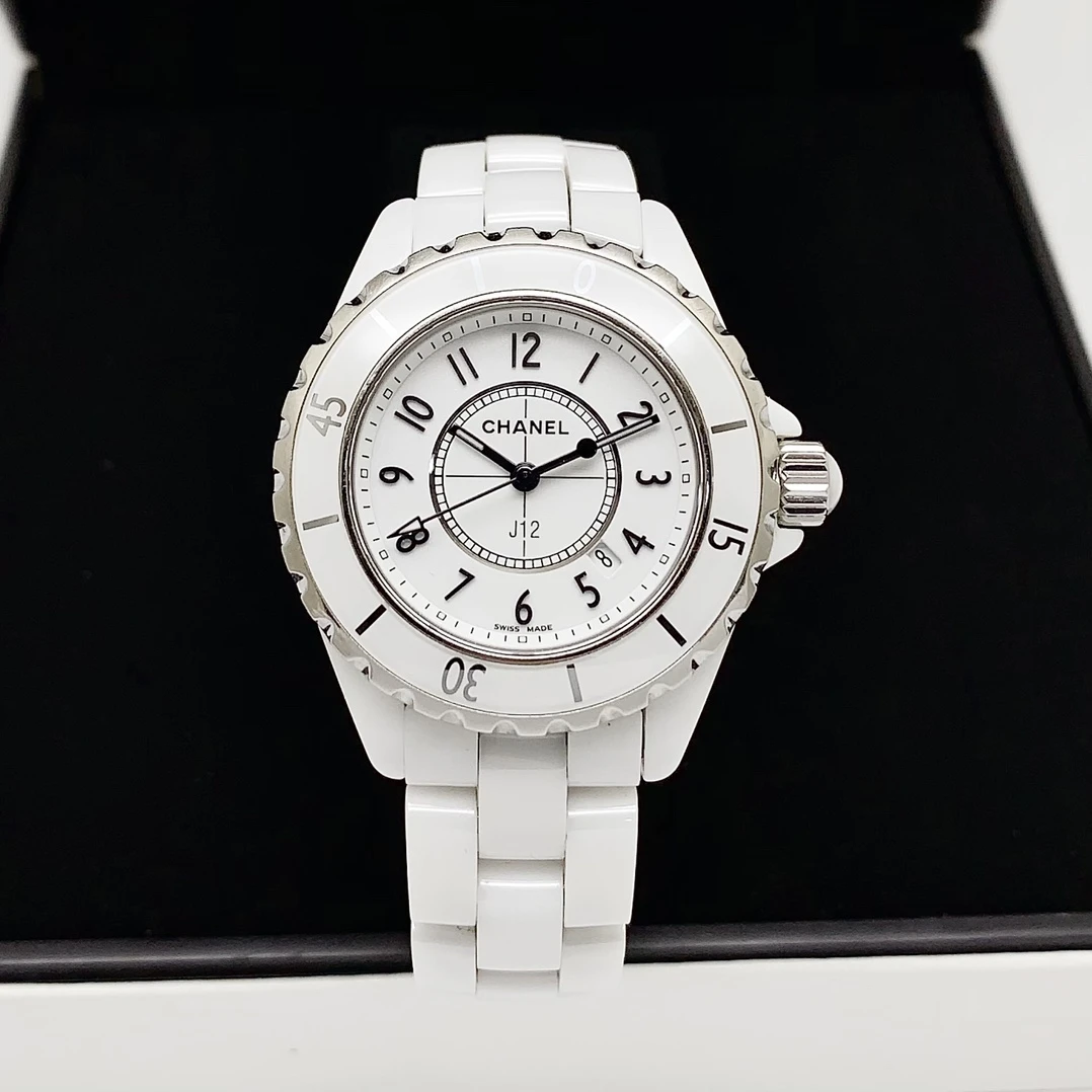 95新 Chanel/香奈儿 J12/白陶瓷/女士/33mm/石英