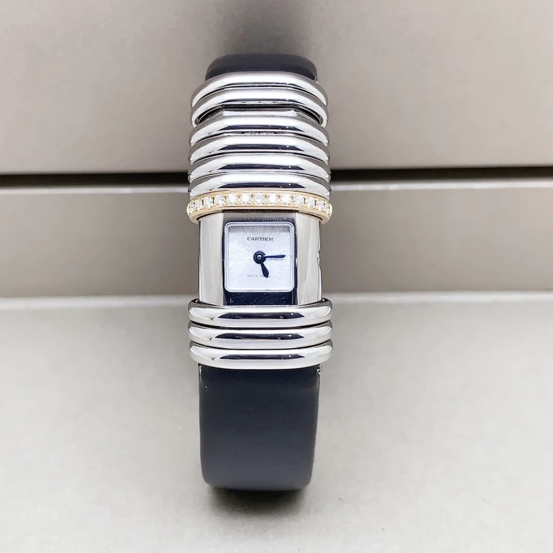 95新 Cartier/卡地亚  16*39mm/原钻/石英气质女士手表