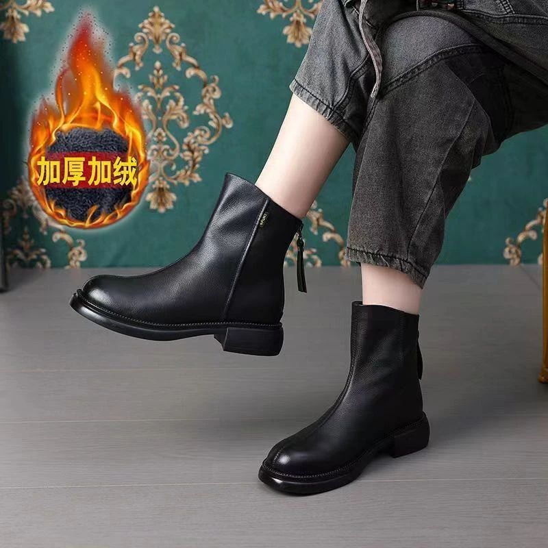 2205秋冬新款马丁靴女休闲百搭防水瘦瘦靴加绒保暖全皮短筒棉靴子
