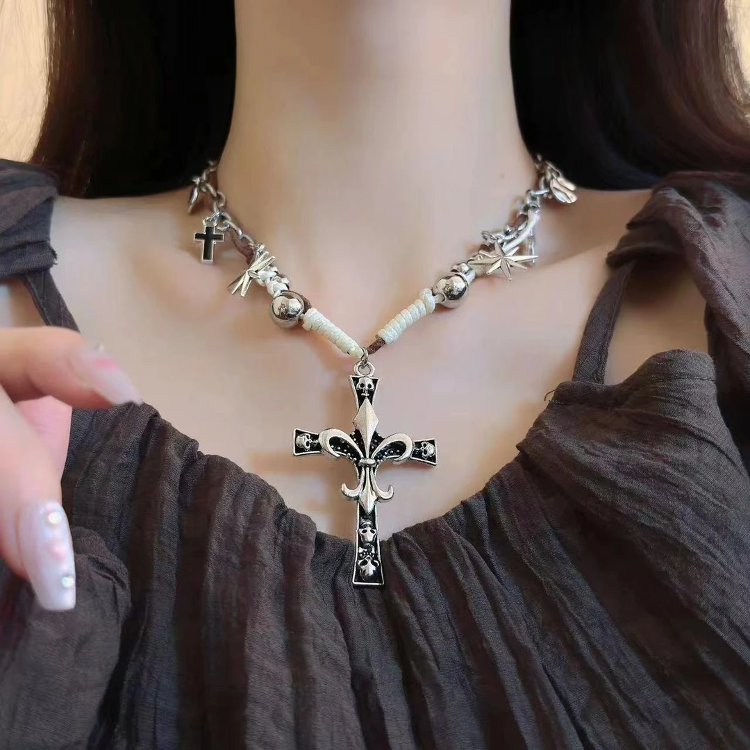 合金皮质项链 暗黑编织链十字架锁骨链女小众设计百搭卫衣毛衣链