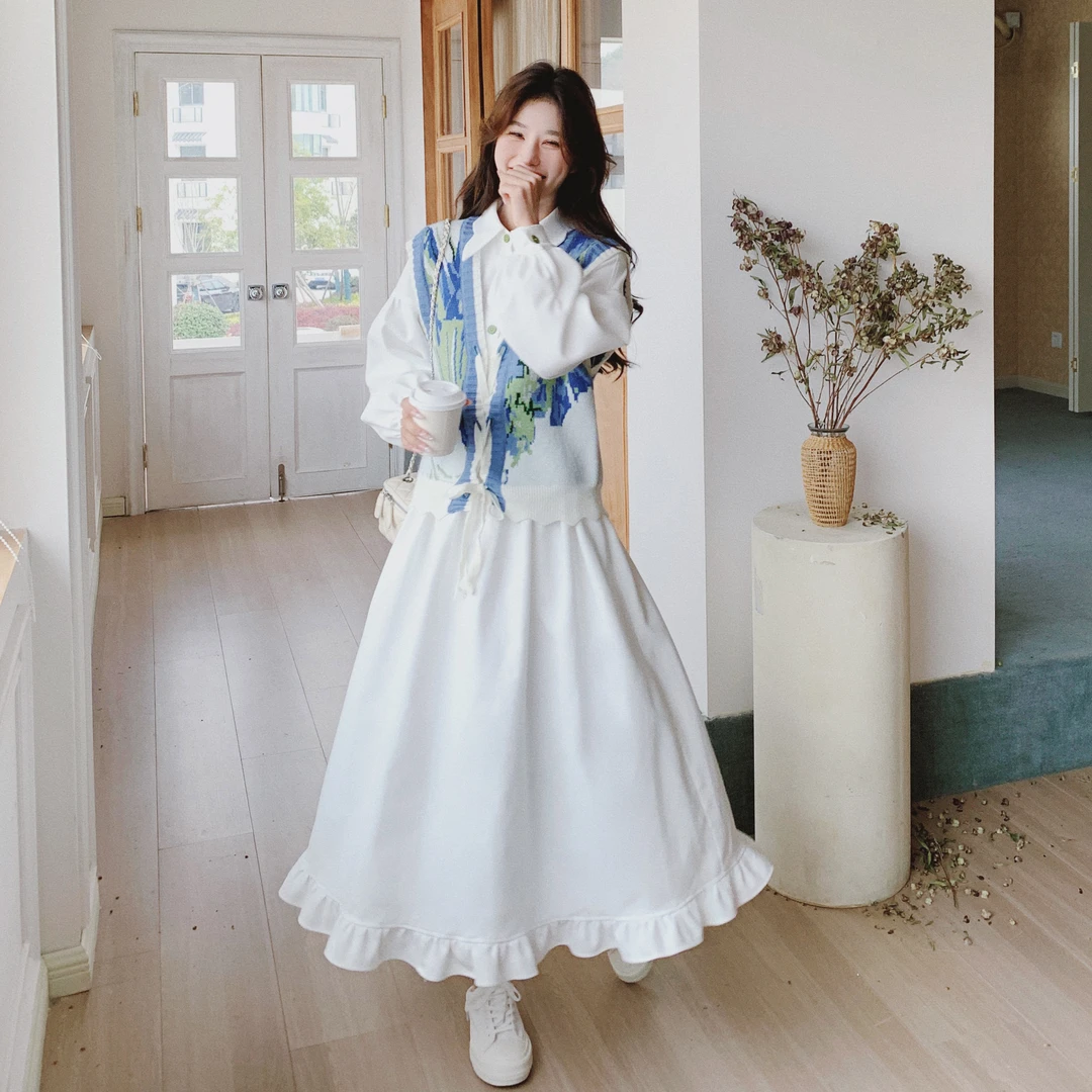 法式白色高级感长袖连衣裙2025早春新款针织马甲收腰A字裙两件套