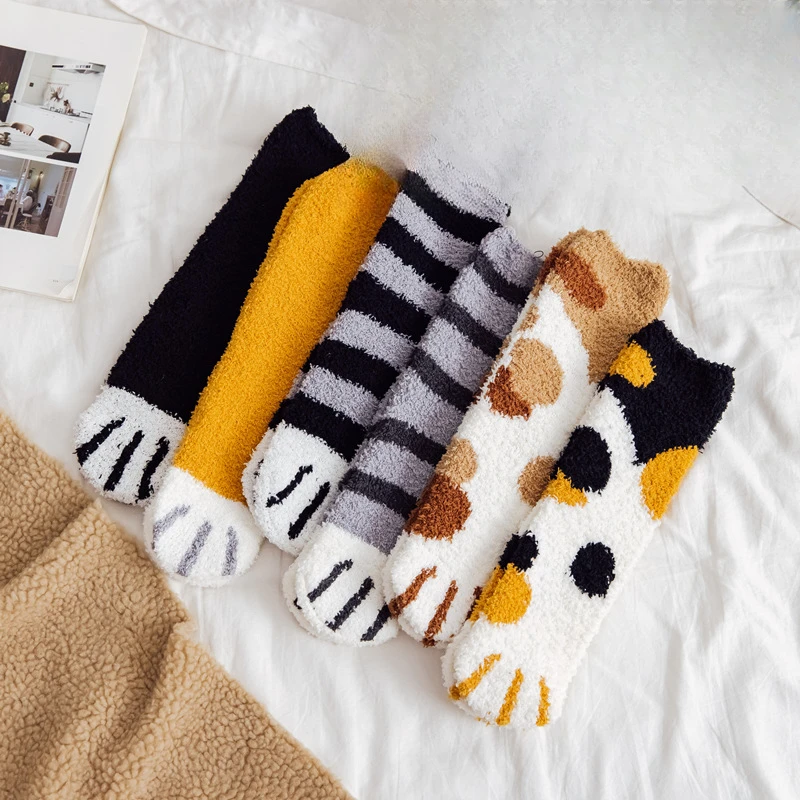 珊瑚绒猫爪袜袜子女中筒不掉毛睡眠袜地板袜秋冬加厚