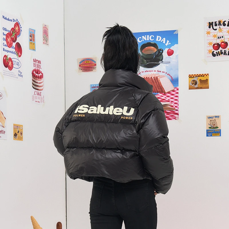 iSaluteU 短款大LOGO印花羽绒服女白鸭绒立领修身加厚外套冬季