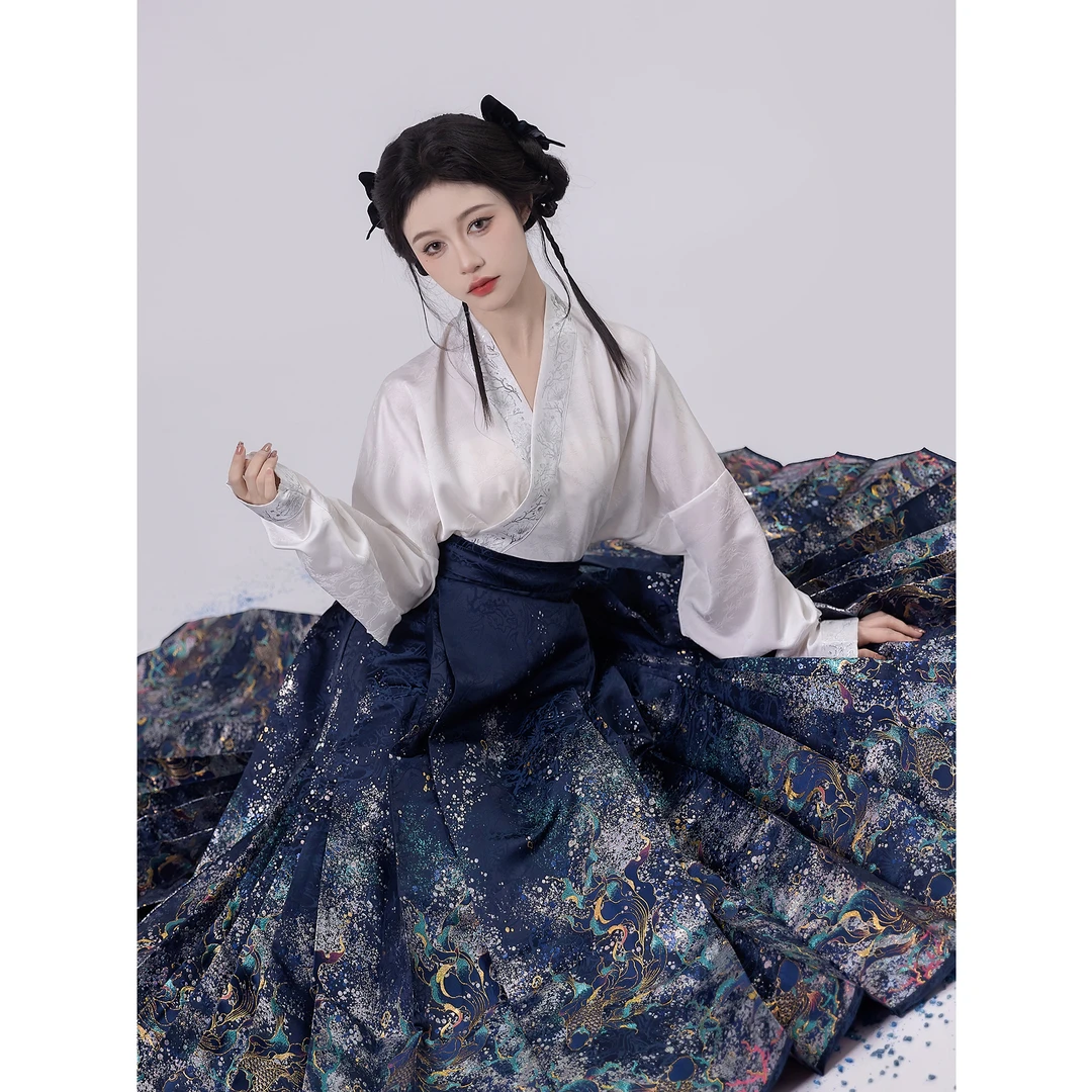 云上织【流光】马面裙搭配的上衣飞机袖国风交领新中式改良款汉服