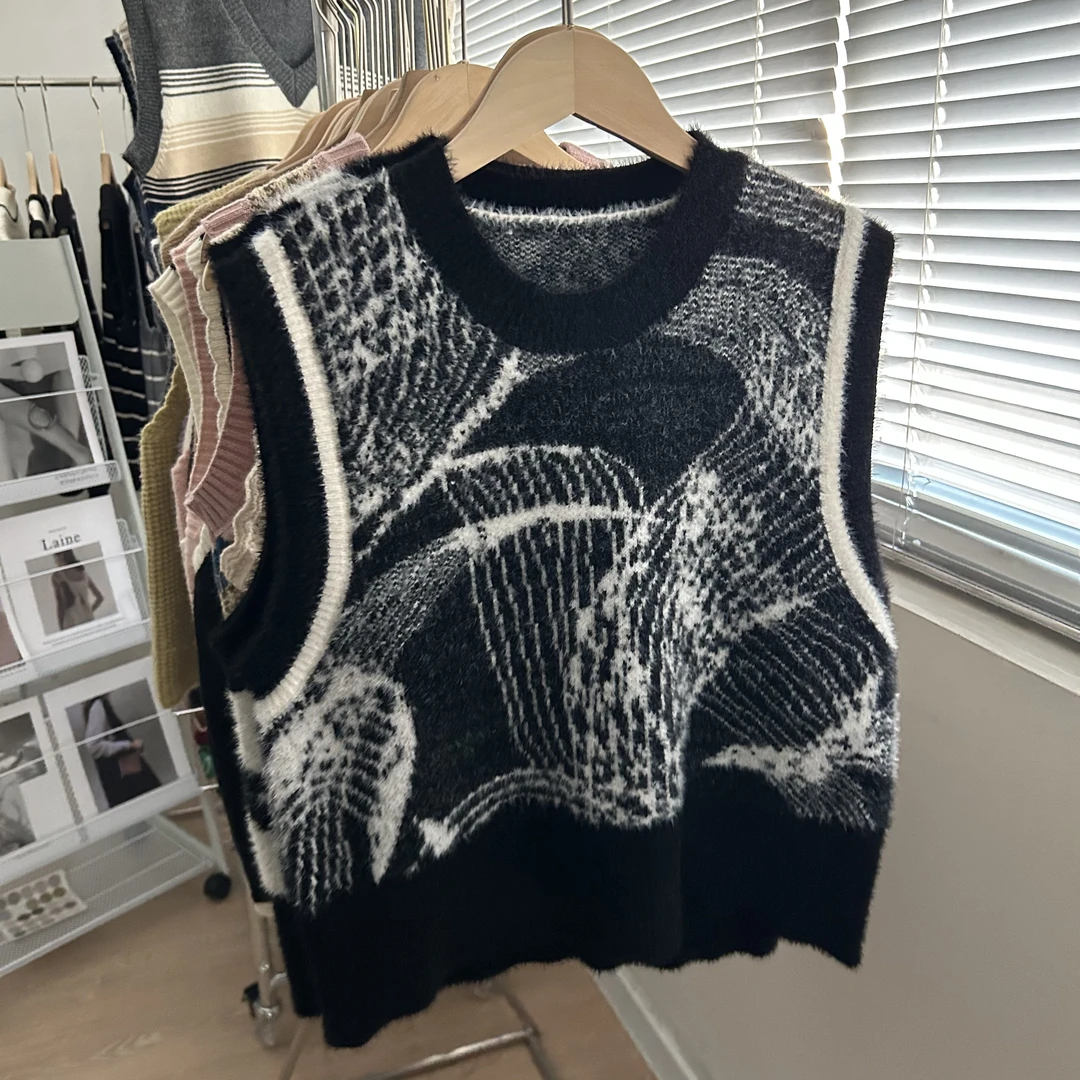 艺术手绘针织马甲女2024秋冬季新款叠穿马夹时髦小众圆领毛衣背心