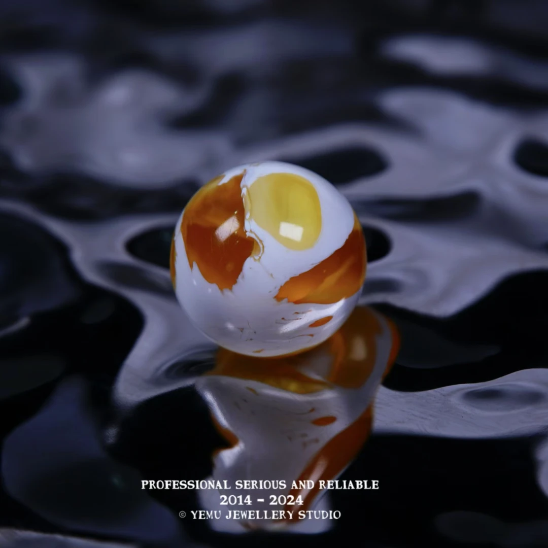 14毫米（14.1mm)满身溶洞妖孽圆珠配珠 一物一拍 天然俄料琥珀蜜蜡