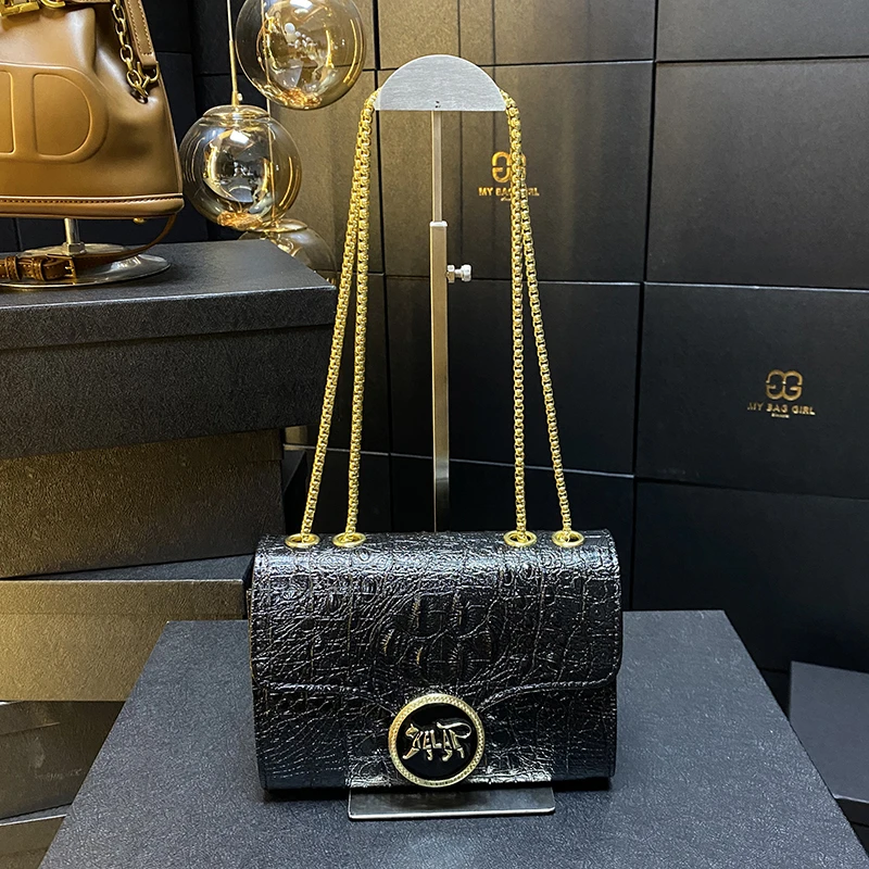 【溪溪专属(95)】单间斜挎小方包链条斜挎包菱格链条包小香风女包