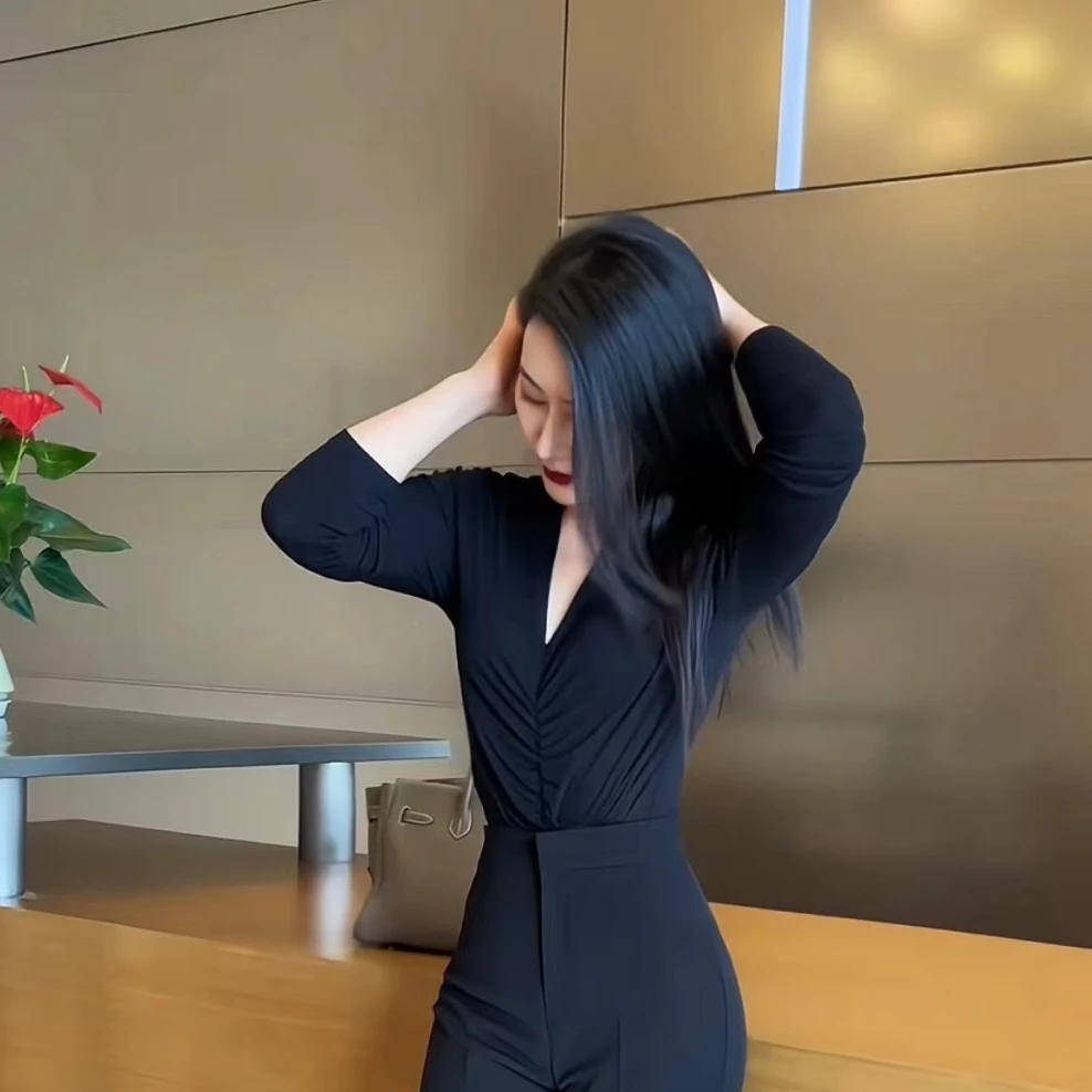 JIA SHI V领打底衫气质百搭时尚轻奢高级名媛御姐针织衫-SC038