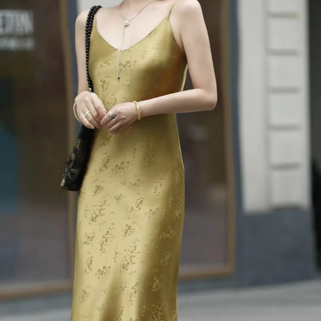 【ATIBALY】小个子醋酸吊带裙2024春夏爆款连衣裙显瘦气质长款修身