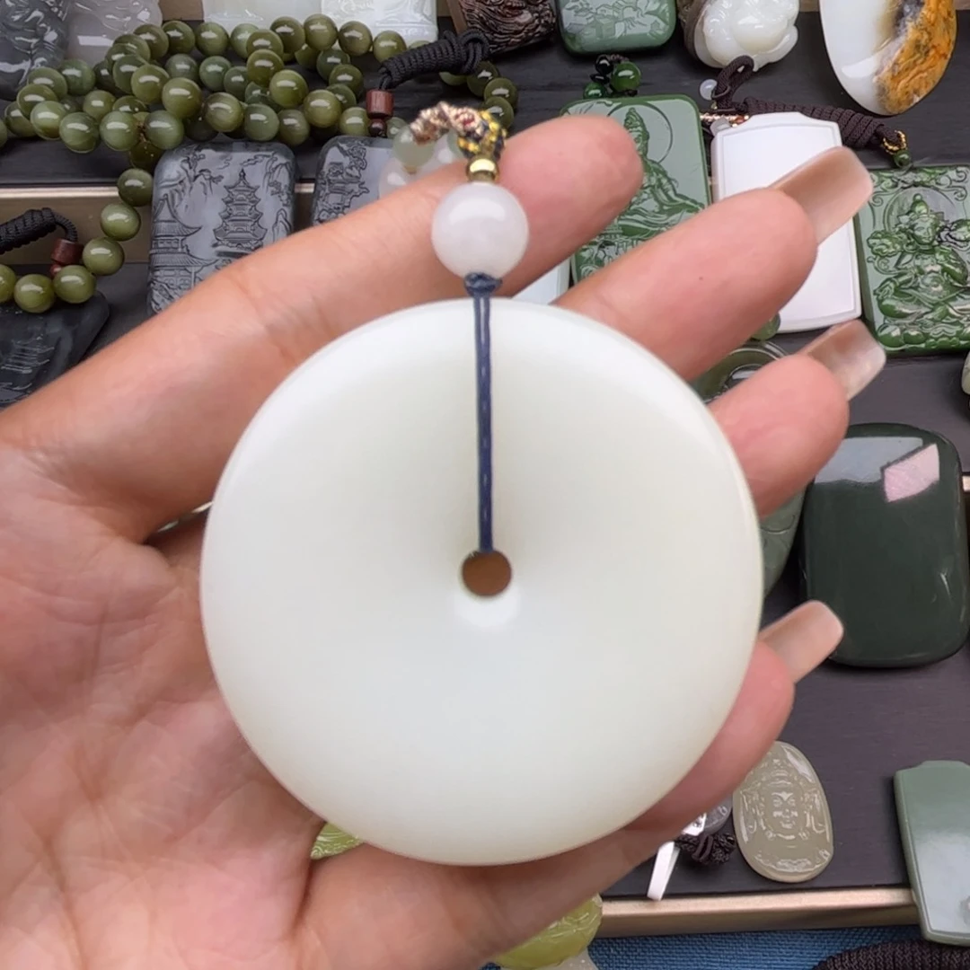 和田玉挂件未镶嵌