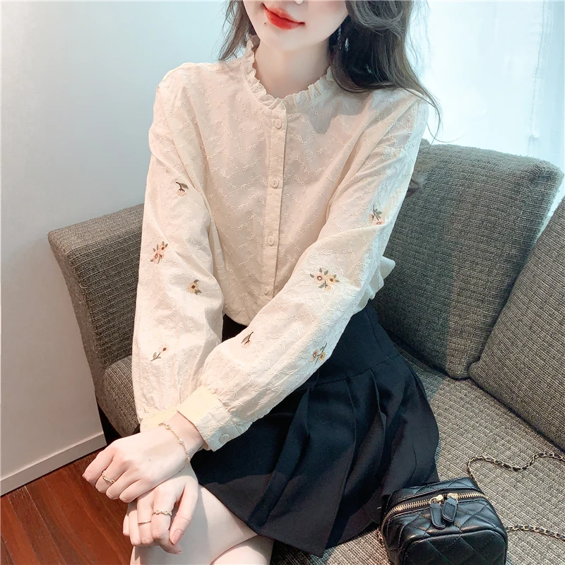 2025春季新款刺绣衬衫女装潮木耳边上衣洋气女士衬衣设计感长袖