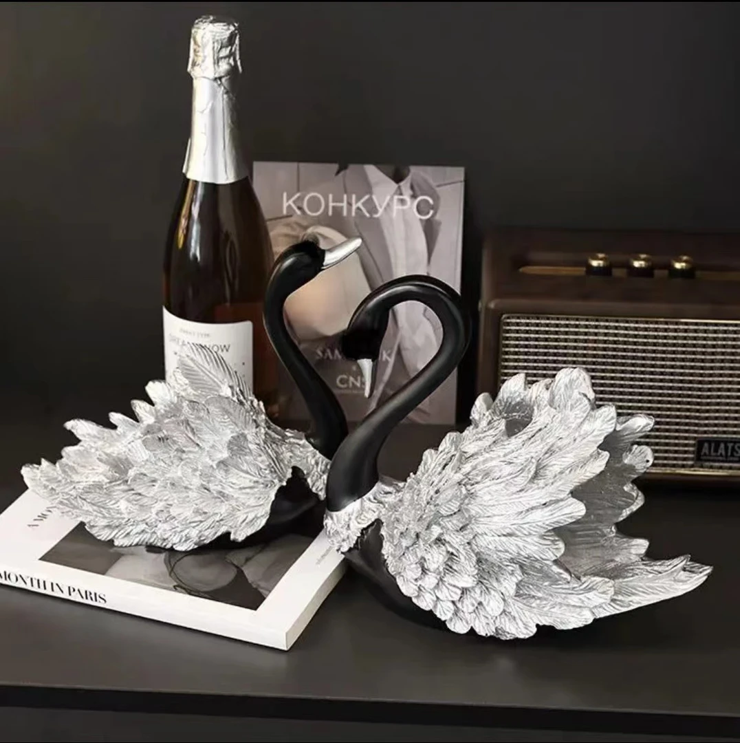 欧式情侣黑天鹅客厅摆件高级感装饰工艺品家居饰品玄关酒柜金色