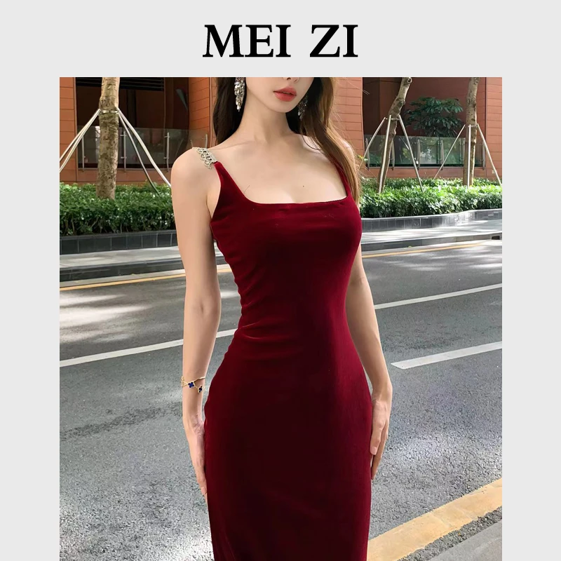 MEIZI【美子独家】赫本风高级气质修身显瘦复古包臀吊带连衣裙