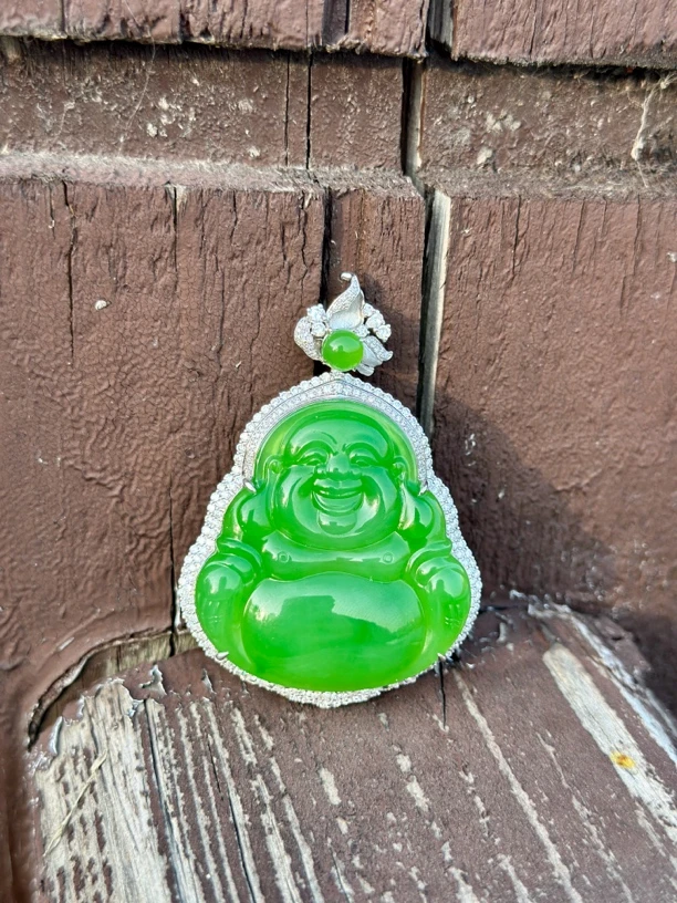 【俄料】和田玉碧玉 乌兰乌德苹果绿 大佛公 笑佛