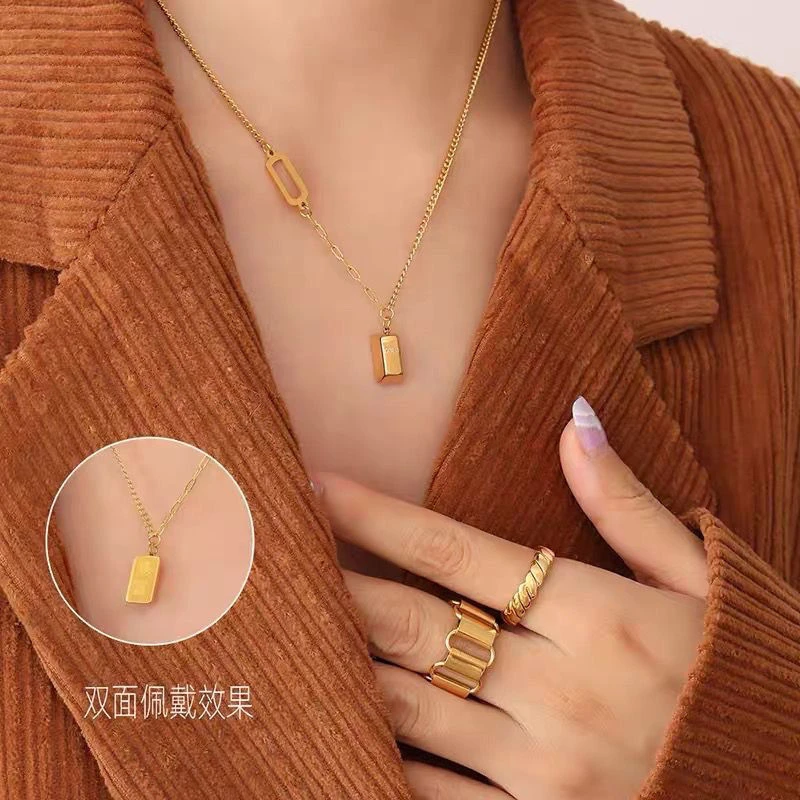 钛钢项链 不掉色好运暴富小砖项链女双面轻奢时尚气质锁骨链百搭