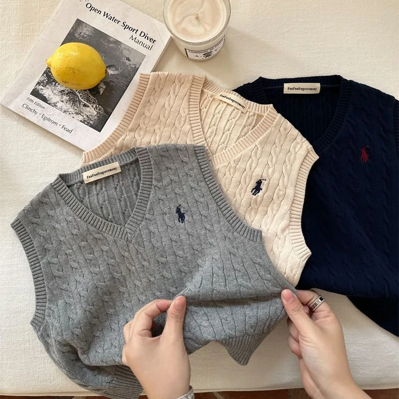 男女童针织马甲春款男童潮牌刺绣V领麻花马夹女童洋气针织背心潮