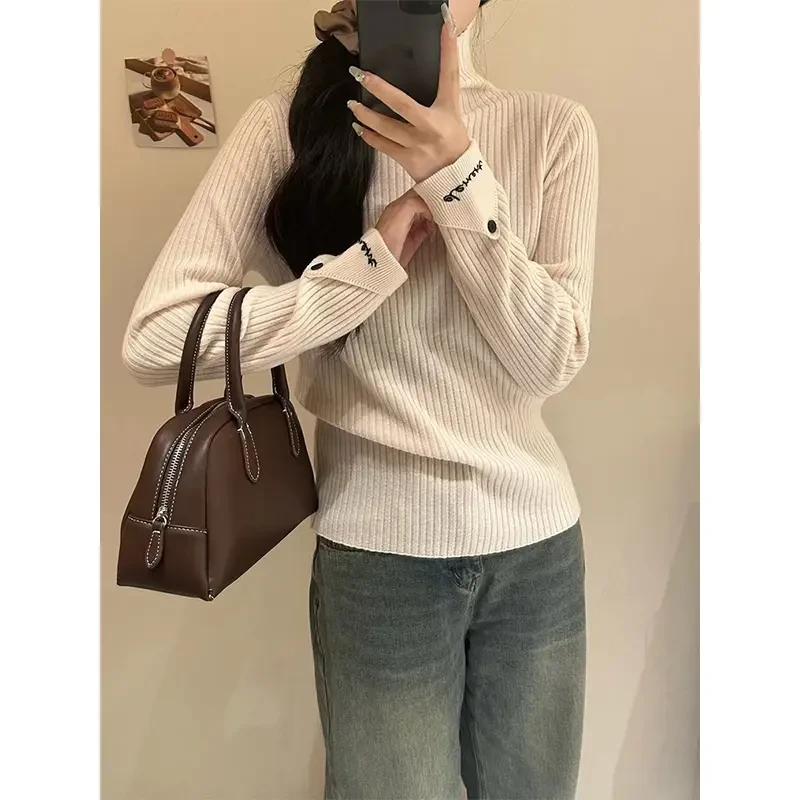 韩系设计感上衣刺绣半高领打底衫女秋冬新款亲子修身百搭毛衣潮