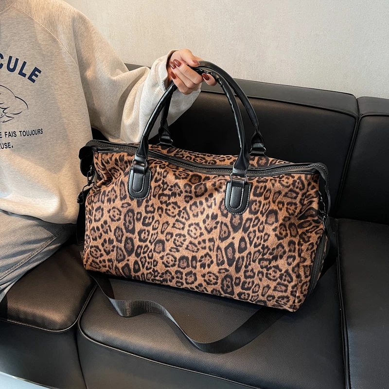 大容量包包女2025新款潮流网红豹纹手提旅行包上班通勤斜挎托特包