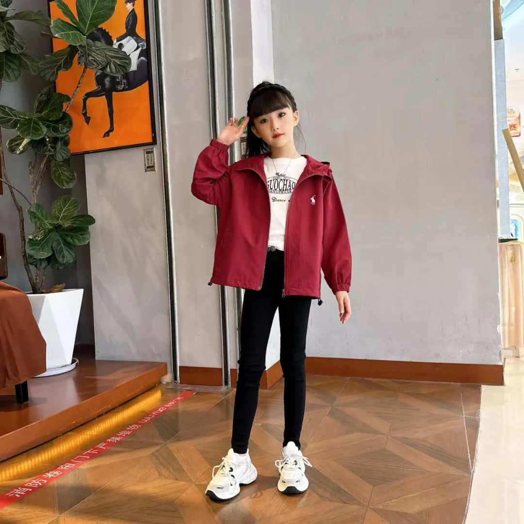 【回头率】儿童冲锋衣新款秋季男女童工装休闲连帽外套夹克洋气