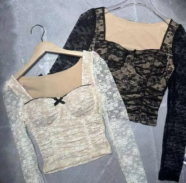 欧街-蕾丝蝴蝶结打底衫12122