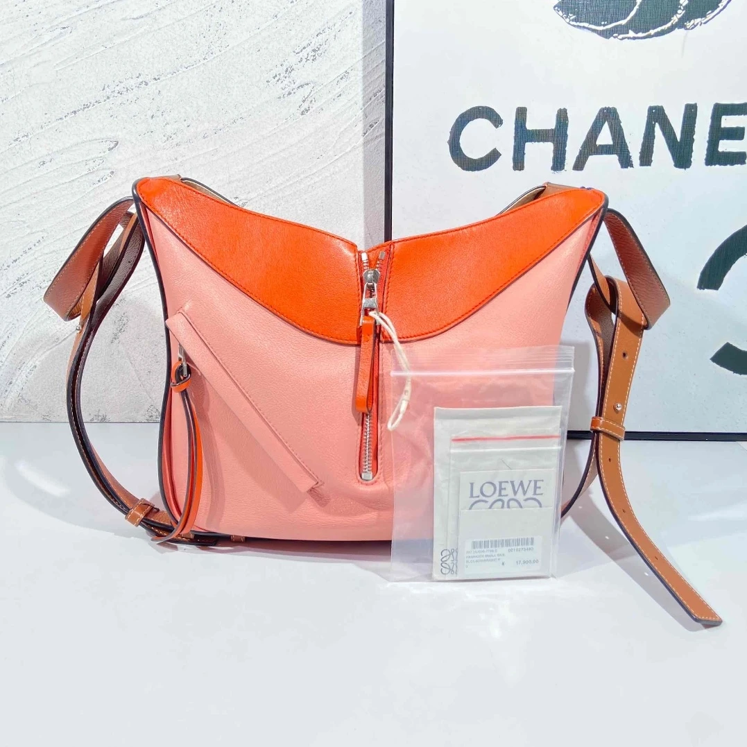 95新 LOEWE/罗意威 小野专属/95新/罗意威/单肩包/AK9591