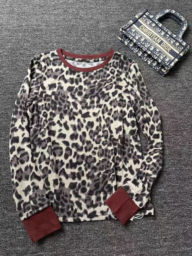 秋冬新款撞色拼接袖设计感圆领洋气豹纹长袖